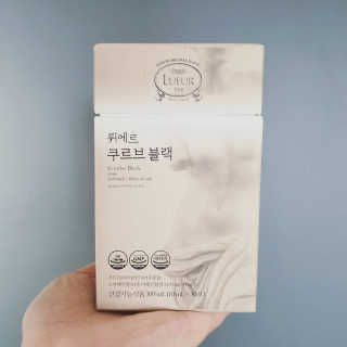 [하우투잇] 뤼에르 쿠르브 블랙 10ml x 30포 총 300ml — 5점을 준 리뷰어가 2020년 3월 올린 사용 사진