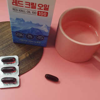 라이프에버 레드크릴오일 100 — 5점을 준 리뷰어가 2019년 3월 올린 사용 사진