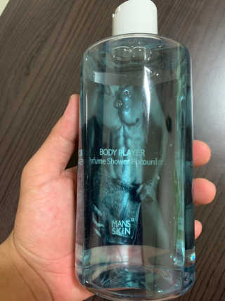맨즈스킨 바디플레이어 약산성 퍼퓸 바디워시 — 5점을 준 리뷰어가 2019년 8월 올린 사용 사진