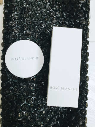 ROSE BLANCHE 로제블랑쉐 인텐시브 수딩 세럼 — 4.5점을 준 리뷰어가 2019년 7월 올린 사용 사진