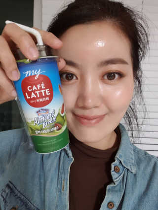 마이카페라떼 말차 아몬드브리즈 7개입 — 5점을 준 리뷰어가 2019년 11월 올린 사용 사진
