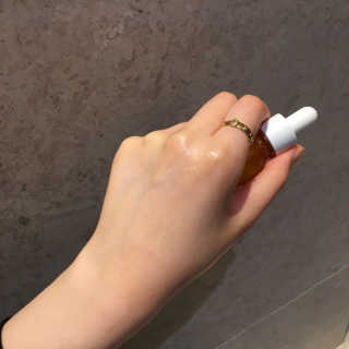비건화장품 멜릭서 내 피부를 위한 비건케어, 멜릭서 비타민세럼 — 5점을 준 리뷰어가 2019년 5월 올린 사용 사진