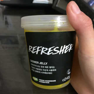 러쉬 샤워젤리 후쉬 240g 리프레셔 250g — 4.33점을 준 리뷰어가 2017년 7월 올린 사용 사진