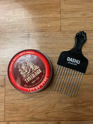 다슈코리아 다슈 클래식 타이거 레이지 수성 포마드 — 5점을 준 리뷰어가 2019년 1월 올린 사용 사진