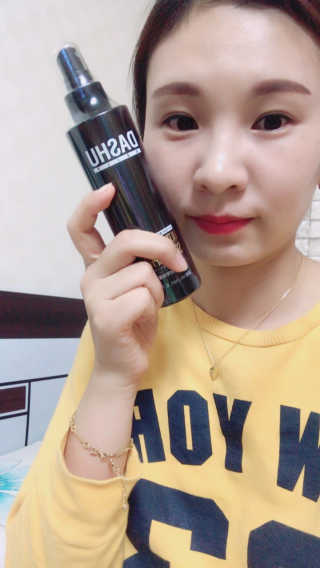 다슈코리아 다슈 데일리 탈모완화 초강력 헤어 스프레이 — 4점을 준 리뷰어가 2017년 10월 올린 사용 사진