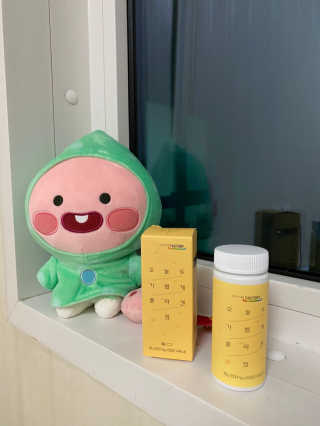 힐링팩토리 오늘도 가볍게 저분자 피쉬 콜라겐 정 — 5점을 준 리뷰어가 2020년 3월 올린 사용 사진