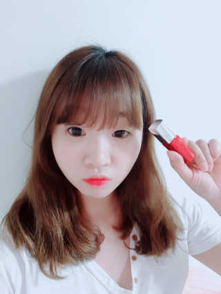 테라다이아 립 메이트 오일 — 4.67점을 준 리뷰어가 2018년 6월 올린 사용 사진