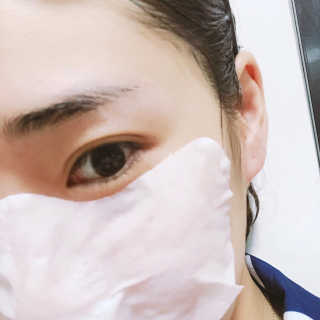 23years old 에어레이닉 포어 마스크 — 5점을 준 리뷰어가 2018년 7월 올린 사용 사진