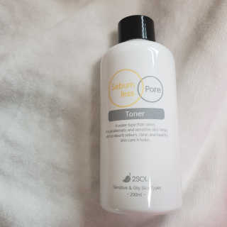 이솔화장품 이솔 세범 리스 포어 토너 200ml — 5점을 준 리뷰어가 2018년 8월 올린 사용 사진