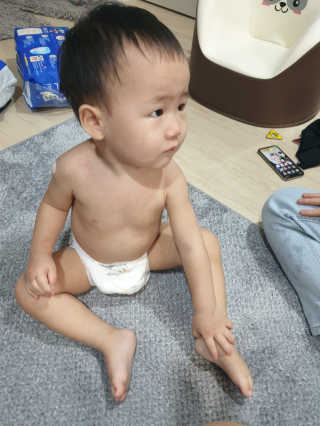 보솜이 베이비케어 팬티형 기저귀 — 5점을 준 리뷰어가 2019년 3월 올린 사용 사진
