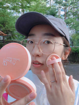 [블랙루즈] 피치 커버 벨벳 쿠션 2종 중 택1 — 1점을 준 리뷰어가 2019년 10월 올린 사용 사진