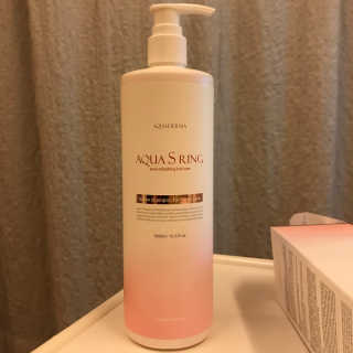 아쿠아큐링 아쿠아S링 퓨어리프레싱 헤어케어 500ml — 4.83점을 준 리뷰어가 2018년 7월 올린 사용 사진