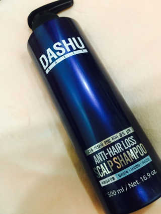 다슈코리아 다슈 데일리 한방 두피 골드 샴푸 500ml — 5점을 준 리뷰어가 2017년 10월 올린 사용 사진