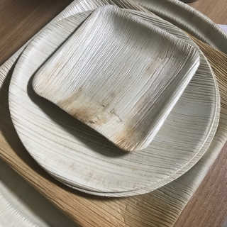 본플라 친환경 야자나무잎 접시 — 3.83점을 준 리뷰어가 2018년 9월 올린 사용 사진