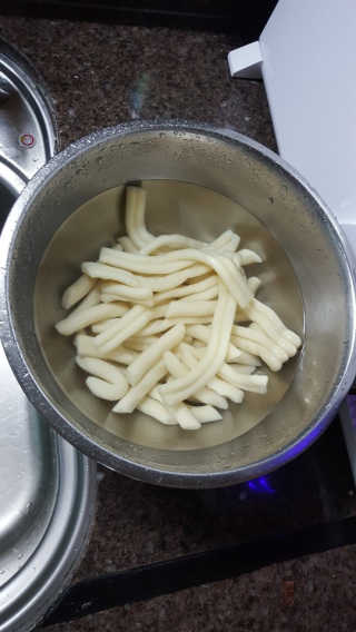 잠실맛집,홍코너떡볶이가우리집에[옛날맛,짜장맛옵션] — 5점을 준 리뷰어가 2019년 12월 올린 사용 사진