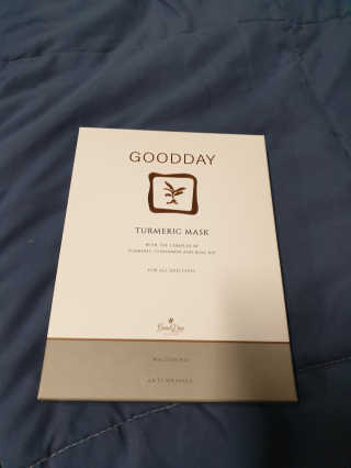 GoodDay Skincare GoodDay 강황 마스크 — 4.5점을 준 리뷰어가 2020년 3월 올린 사용 사진