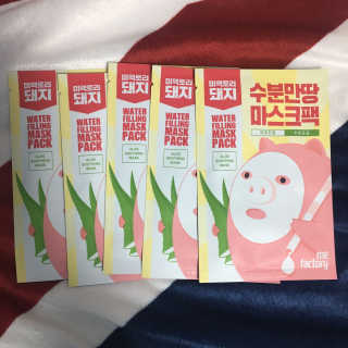 미팩토리 수분 만땅 마스크팩 5매 — 5점을 준 리뷰어가 2018년 2월 올린 사용 사진