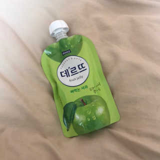 데르뜨 떠먹는 과일 3종, 짜먹는 과일 2종 총 10개 체험 — 5점을 준 리뷰어가 2020년 3월 올린 사용 사진