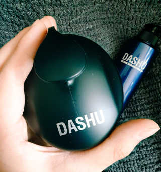 다슈코리아 다슈 단백질 한방 두피 골드 샴푸 500ml +샴푸브러쉬 — 5점을 준 리뷰어가 2019년 5월 올린 사용 사진