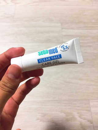 세바메드 클리어 페이스 안티박테리얼 클렌징 폼 — 3.83점을 준 리뷰어가 2017년 6월 올린 사용 사진