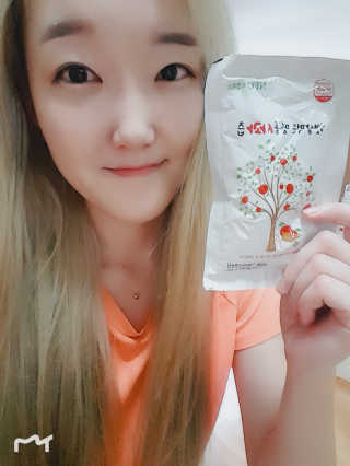 착즙하는 남자 햇살담은 명품 사과즙10포 배도라지즙 10포 — 5점을 준 리뷰어가 2018년 9월 올린 사용 사진