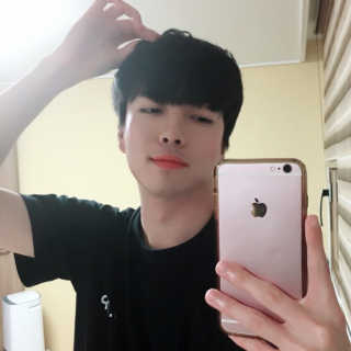 맨즈스킨 블랙파워 클렌징폼 — 4.33점을 준 리뷰어가 2017년 11월 올린 사용 사진