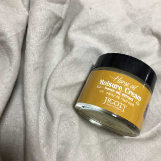 지고트 마유 모이스처 크림 70ml — 4점을 준 리뷰어가 2019년 5월 올린 사용 사진