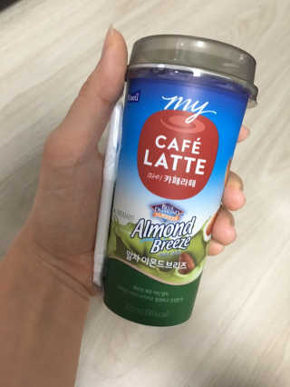 마이카페라떼 말차 아몬드브리즈 7개입 — 4점을 준 리뷰어가 2019년 11월 올린 사용 사진