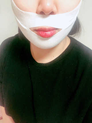 부티크브쥬르 엑스리프팅 하이드로겔 마스크 — 5점을 준 리뷰어가 2018년 4월 올린 사용 사진