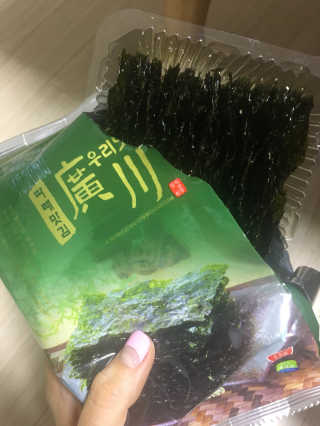 광천우리맛김 한봉지 2~3인분, 아삭하고 향긋한 우리파래식탁김28매 — 5점을 준 리뷰어가 2018년 4월 올린 사용 사진