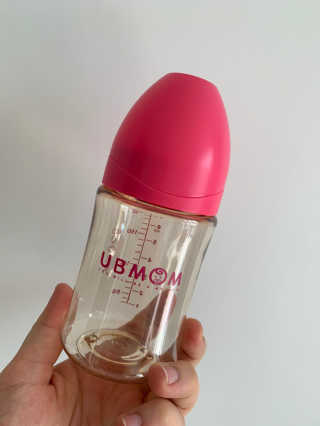유비맘 PPSU 젖병 노꼭지_200ml_컬러 랜덤 발송 — 5점을 준 리뷰어가 2020년 1월 올린 사용 사진