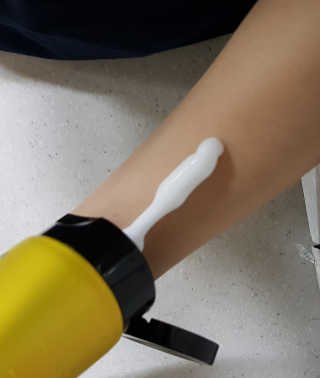 벤튼 시어버터 앤 코코넛 바디로션 — 2점을 준 리뷰어가 2019년 4월 올린 사용 사진