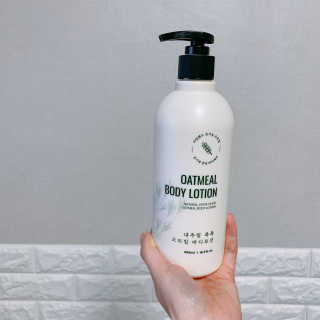 (주)에네스티 내추럴 촉촉  오트밀 바디로션 500ml — 5점을 준 리뷰어가 2020년 3월 올린 사용 사진
