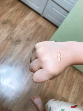 뷰티여우_아토클리닉 [아토클리닉] 아기들이 쓰는 보습, 진정 수딩젤 2개 — 5점을 준 리뷰어가 2019년 7월 올린 사용 사진