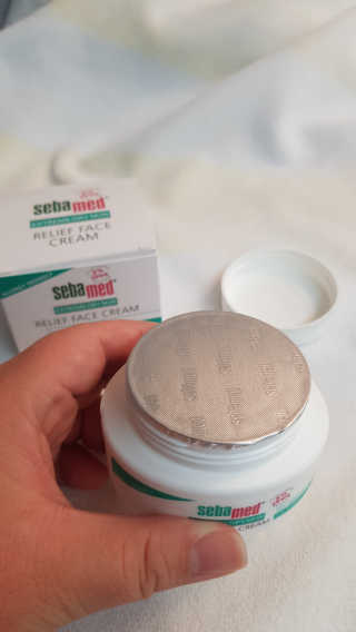 세바메드 우레아 수분폭탄크림 50ml — 4점을 준 리뷰어가 2019년 11월 올린 사용 사진