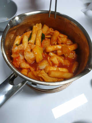 두번째 국떡 국가대표 떡볶이 1팩 + 영미칩 2봉 증정 — 5점을 준 리뷰어가 2019년 2월 올린 사용 사진