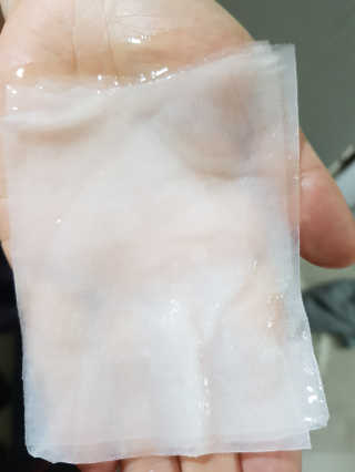 고보습에 화이트닝 아미모네 바다마스크팩 10매입 — 5점을 준 리뷰어가 2020년 1월 올린 사용 사진