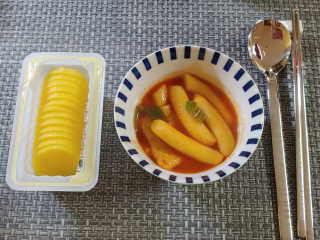 잠실맛집,홍코너떡볶이가우리집에[옛날맛,짜장맛옵션] — 5점을 준 리뷰어가 2019년 12월 올린 사용 사진