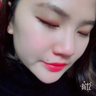 헤이미쉬 데일리즘 코랄릭 스틱 아이 섀도우 — 4.33점을 준 리뷰어가 2018년 3월 올린 사용 사진