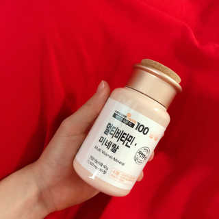 [메이준뉴트리] 멀티비타민and미네랄 1병, 1개월 분 — 5점을 준 리뷰어가 2018년 8월 올린 사용 사진