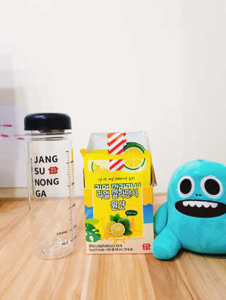 장수농가 리얼깔라만시 원샷 50ml 10팩+보틀 — 5점을 준 리뷰어가 2019년 5월 올린 사용 사진