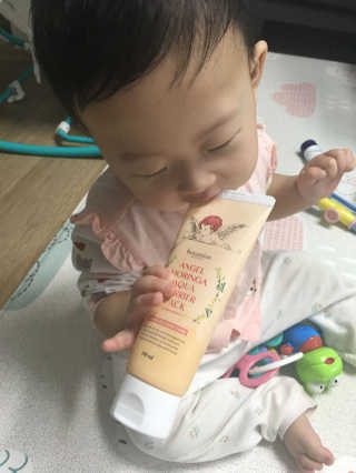 보타미안  엔젤모링가 아쿠아베리어 팩 — 3.67점을 준 리뷰어가 2018년 2월 올린 사용 사진