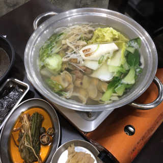 [두툼갈비] 두툼갈비 2인분 + 매콤치즈버섯 set — 5점을 준 리뷰어가 2018년 10월 올린 사용 사진