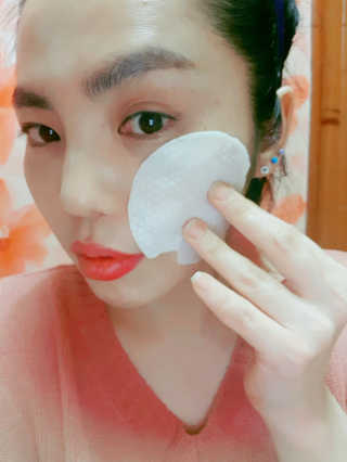 나이팅게일 데일리 더마 클렌징패드 마일드 — 5점을 준 리뷰어가 2018년 4월 올린 사용 사진