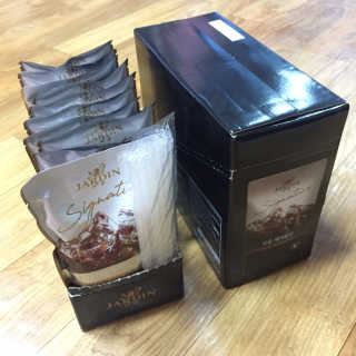 (주)쟈뎅 쟈뎅 시그니처 블랙, 헤이즐넛 230ml — 4.67점을 준 리뷰어가 2018년 6월 올린 사용 사진