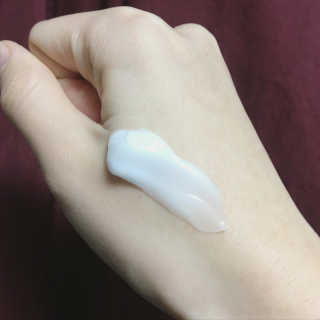[후르디아] 민감피부 수분크림 비건 아보카도 크림 — 5점을 준 리뷰어가 2019년 12월 올린 사용 사진