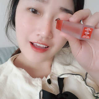 [블랙루즈] 에어 핏 벨벳 틴트3 택1+랜덤1 — 4.5점을 준 리뷰어가 2019년 3월 올린 사용 사진