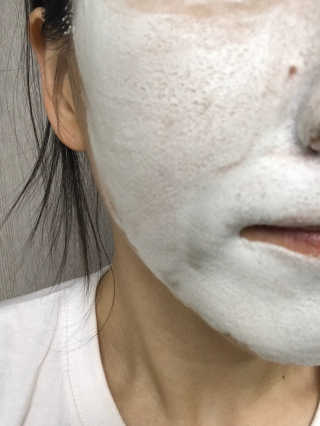 베로베네 그린 스무디 버블 마스크 — 4점을 준 리뷰어가 2020년 2월 올린 사용 사진