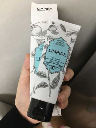 랑피드 블랑 & 로제 치약 — 5점을 준 리뷰어가 2017년 9월 올린 사용 사진