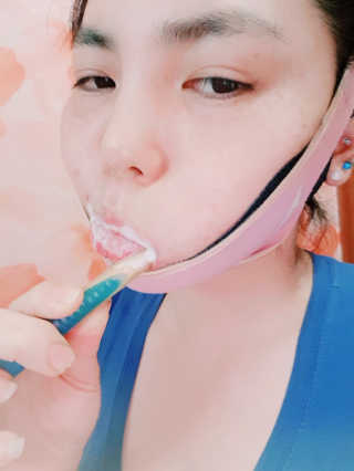 큐어스크립트 닥터폴스 3종[바닐블랙티, 라임만다린, 패츌리머스크] — 5점을 준 리뷰어가 2018년 6월 올린 사용 사진
